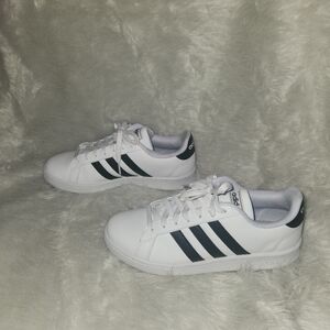 Adidas Grand Court Women's 9 1/2